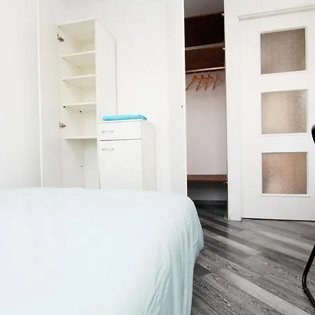 Apartment Blue River - Niedzwiedzia - Pokoj Prywatny, Lazienka Wspolna